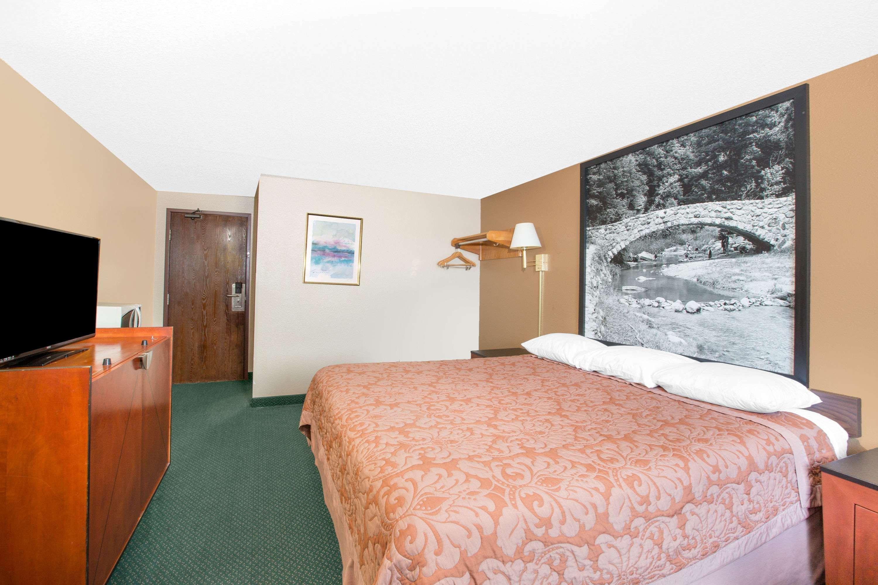 Super 8 By Wyndham Sioux City/Morningside Area Exterior photo